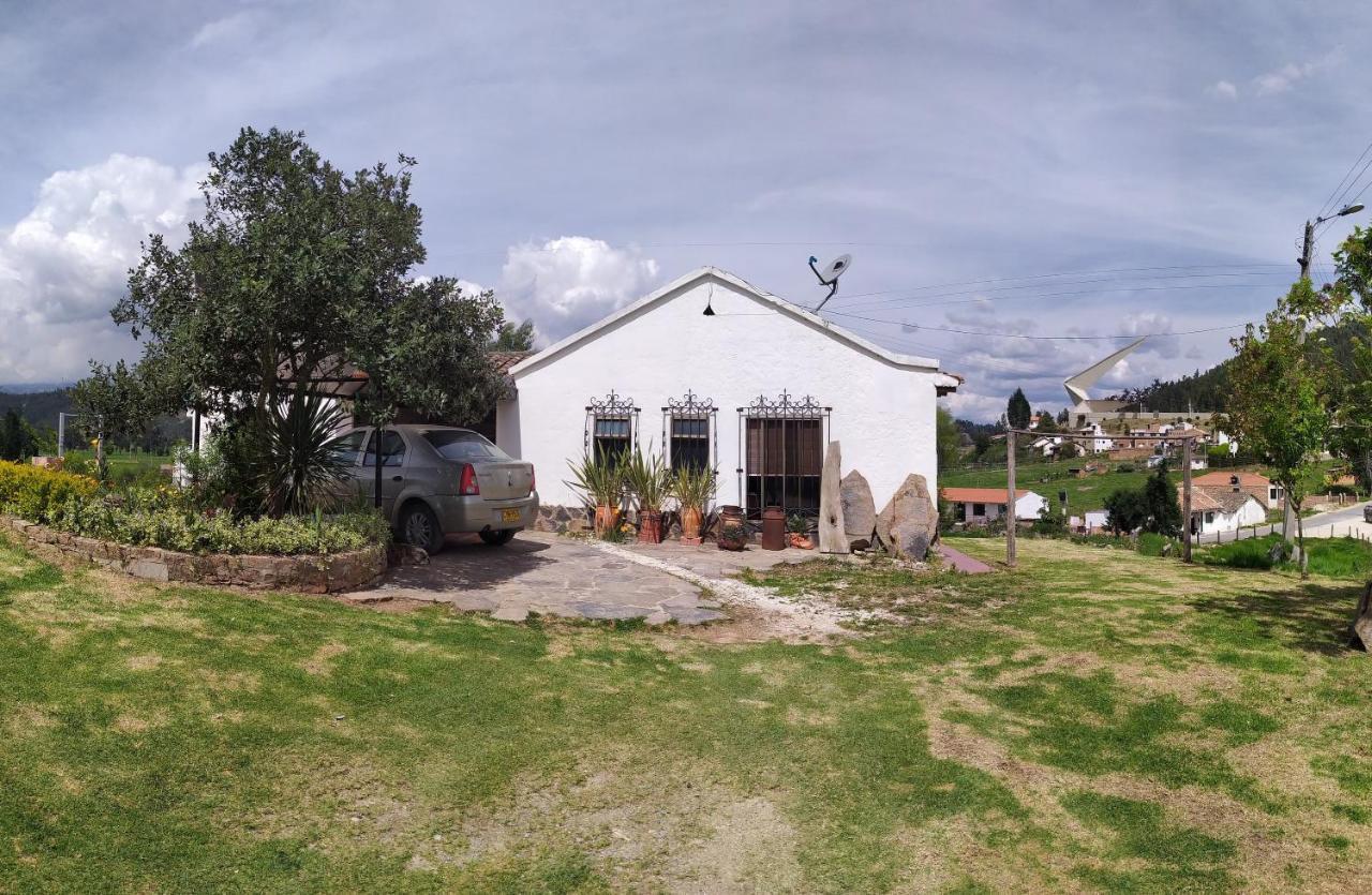Cabañas&Glamping ILLARI Boutique Paipa Exterior foto