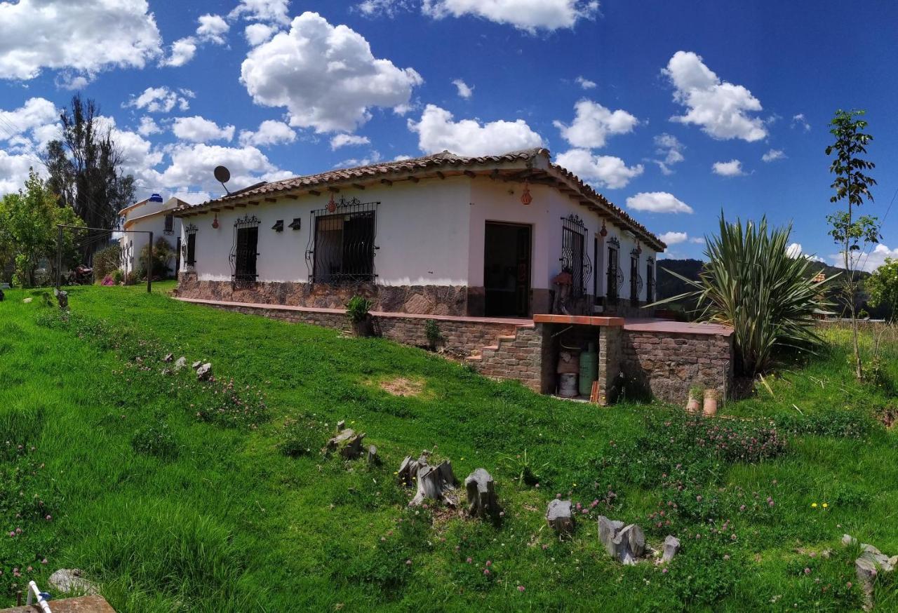 Cabañas&Glamping ILLARI Boutique Paipa Exterior foto