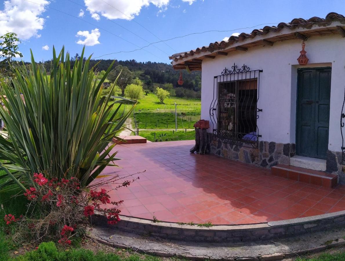 Cabañas&Glamping ILLARI Boutique Paipa Exterior foto